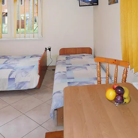 Cozy For 2 People, * ポビエロボ